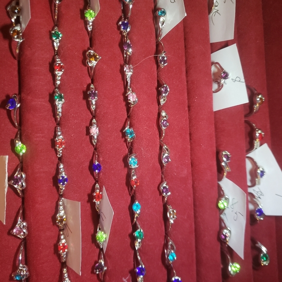 Rings various stones and designs - Picture 4 of 5